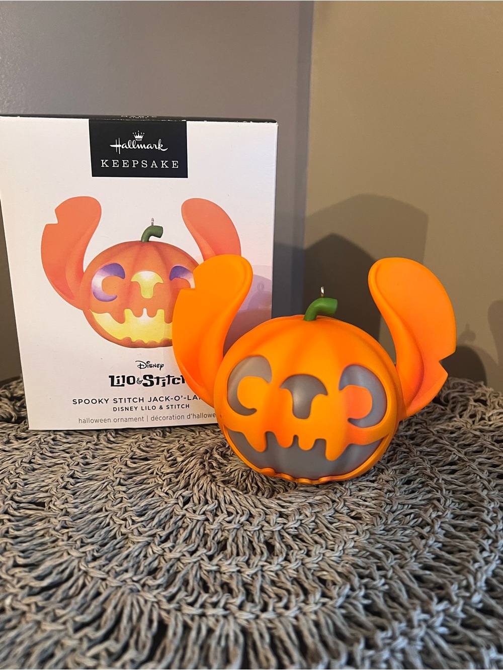 NEW Disney Lilo & Stitch Spooky Orange Pumpkin jack-o’-lantern hallmark keepsake